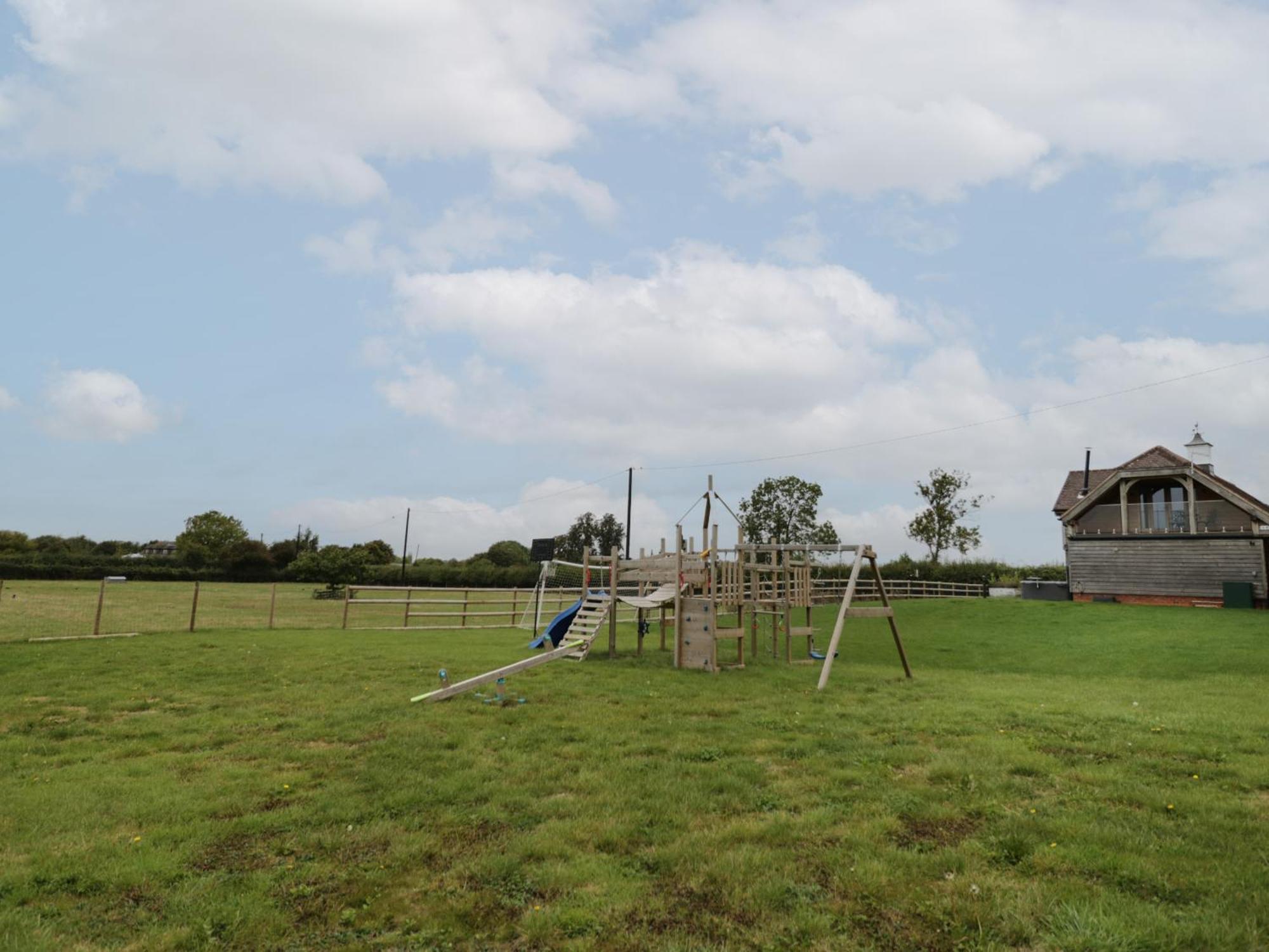 Hallgarth Farm Holiday Lodge Pershore Exterior photo